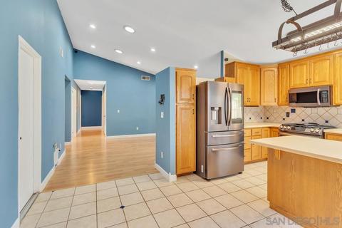10208 Carnero Pl, Lakeside, CA 92040 photo 8
