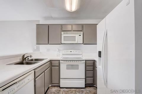2425 Cranston Dr #28, Escondido, CA 92025 photo 2
