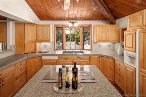 9654 Candy Ln, La Mesa, CA 91941 photo 10