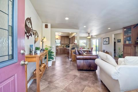 415 Pile St, Ramona, CA 92065 photo 3
