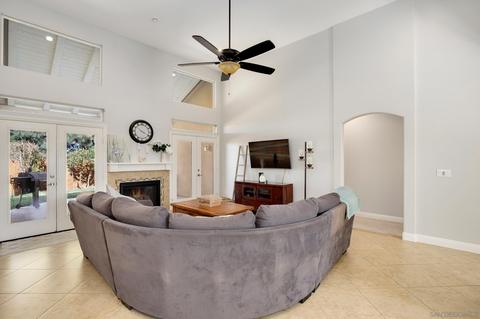 159 Kaden Ct, Fallbrook, CA 92028 photo 3
