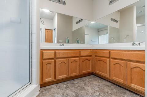 990 Evergreen Ave, Lemoore, CA 93245 photo 6