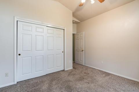 990 Evergreen Ave, Lemoore, CA 93245 photo 15