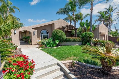 1269 Rainbow Ridge Ln, Encinitas, CA 92024 photo 2