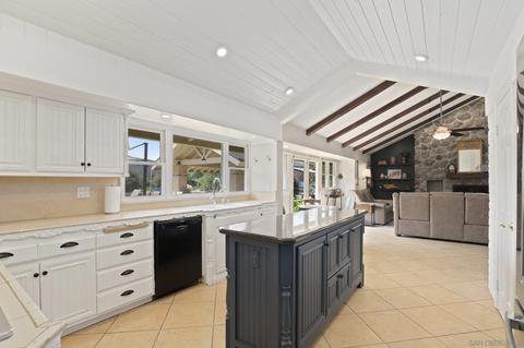 2544 Via Dieguenos, Alpine, CA 91901 photo 8