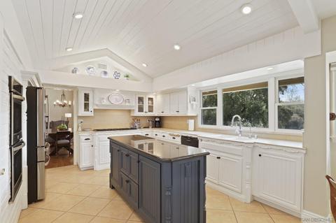 2544 Via Dieguenos, Alpine, CA 91901 photo 9