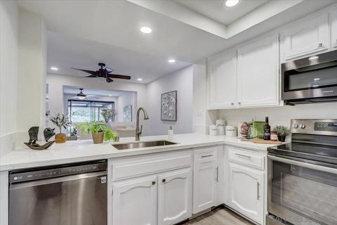 2106 Lark Gln, Escondido, CA 92026 photo 14