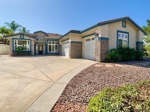 8926 Diamondback Dr, Santee, CA 92071 photo 2