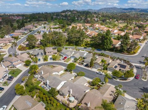 1277 Longfellow Rd, Vista, CA 92081 photo 37