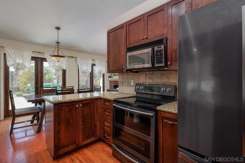 1277 Longfellow Rd, Vista, CA 92081 photo 16