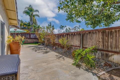1277 Longfellow Rd, Vista, CA 92081 photo 32