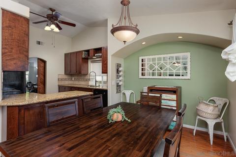 1277 Longfellow Rd, Vista, CA 92081 photo 14