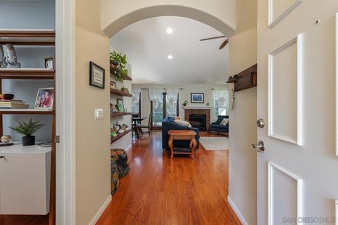 1277 Longfellow Rd, Vista, CA 92081 photo 6