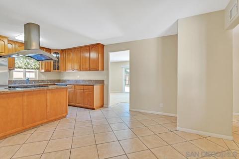 112 Frontier Dr, Oceanside, CA 92054 photo 6