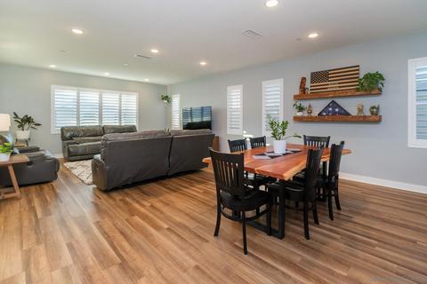 9065 W Bluff Pl, Santee, CA 92071 photo 3