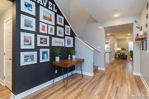 9065 W Bluff Pl, Santee, CA 92071 photo 2