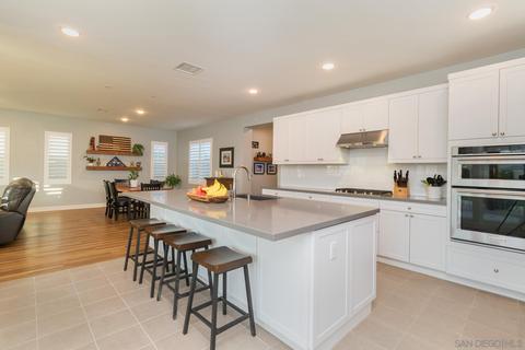 9065 W Bluff Pl, Santee, CA 92071 photo 11