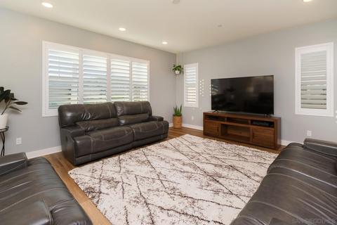 9065 W Bluff Pl, Santee, CA 92071 photo 4