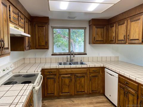 10828 Charing Cross Rd, Spring Valley, CA 91978 photo 53