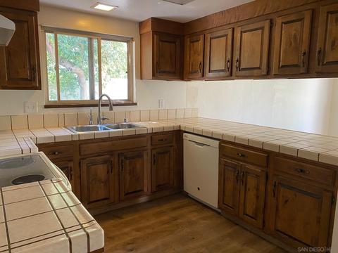 10828 Charing Cross Rd, Spring Valley, CA 91978 photo 39