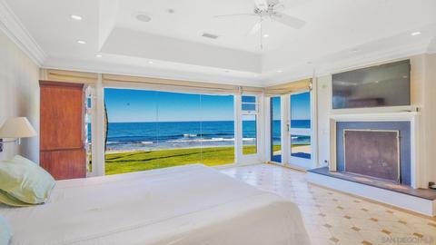 7068 Neptune Pl, La Jolla, CA 92037 photo 23