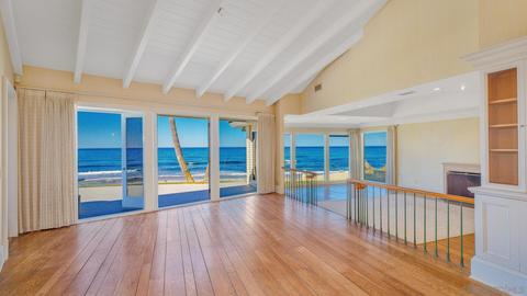 7068 Neptune Pl, La Jolla, CA 92037 photo 5