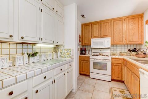 1713 Lemon Heights Dr, Oceanside, CA 92056 photo 6