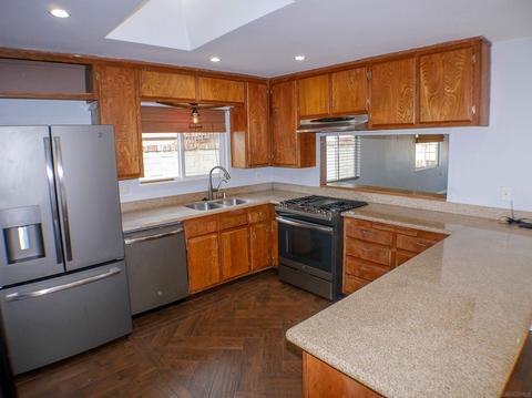 564 13th St, Imperial Beach, CA 91932 photo 4