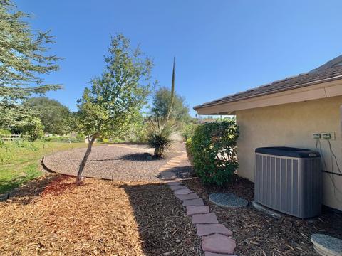 655 Tumble Creek Ln, Fallbrook, CA 92028 photo 55