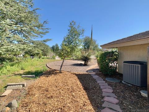 655 Tumble Creek Ln, Fallbrook, CA 92028 photo 53