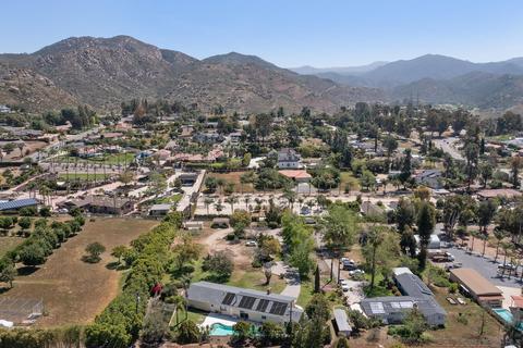 2360 Dehesa Rd, El Cajon, CA 92019 photo 32