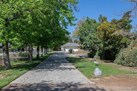2360 Dehesa Rd, El Cajon, CA 92019 photo 2