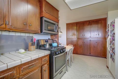1637 Laurel, Oceanside, CA 92054 photo 12