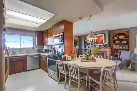 1637 Laurel, Oceanside, CA 92054 photo 10