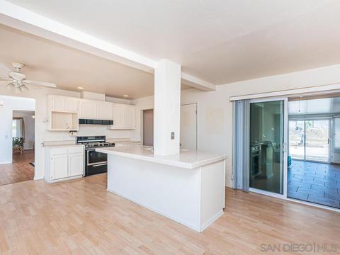 8029 Wonder Ln, El Cajon, CA 92021 photo 13