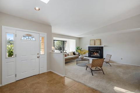 28033 Oak Ranch Rd, Escondido, CA 92026 photo 4