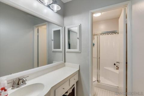 206 Holiday Way, Oceanside, CA 92057 photo 11