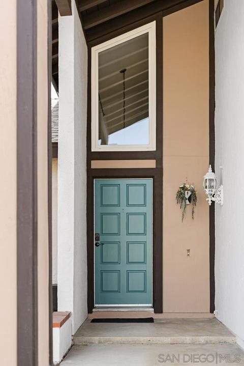 9206 Lake Country Dr, Santee, CA 92071 photo 2