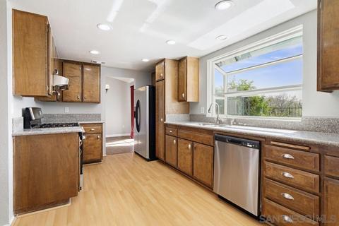 9206 Lake Country Dr, Santee, CA 92071 photo 10
