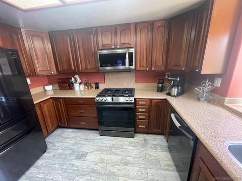 3861 Stanford Dr, Oceanside, CA 92056 photo 10