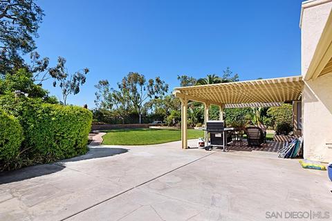 2565 Coronado Pl, Vista, CA 92081 photo 24