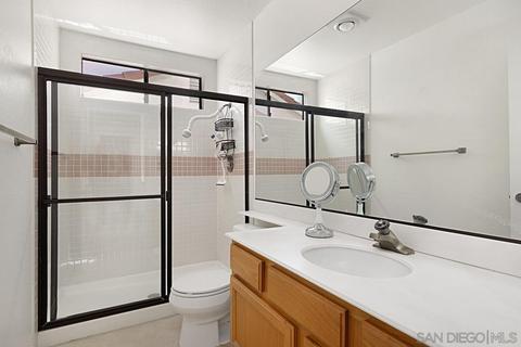 2565 Coronado Pl, Vista, CA 92081 photo 20
