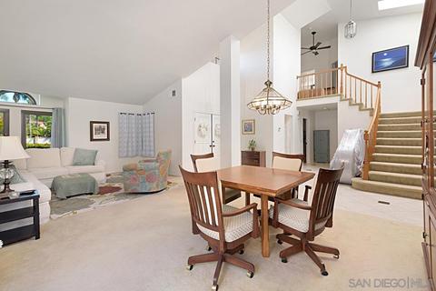 2565 Coronado Pl, Vista, CA 92081 photo 3