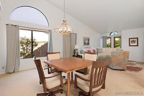 2565 Coronado Pl, Vista, CA 92081 photo 6