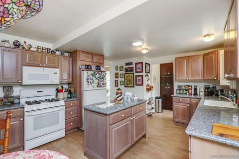 3515 Oak Cliff Dr, Fallbrook, CA 92028 photo 10