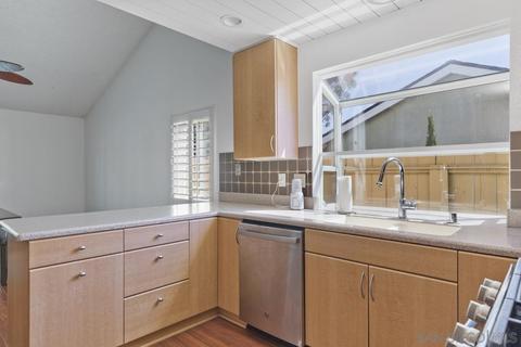 10671 Strathmore Dr, Santee, CA 92071 photo 7
