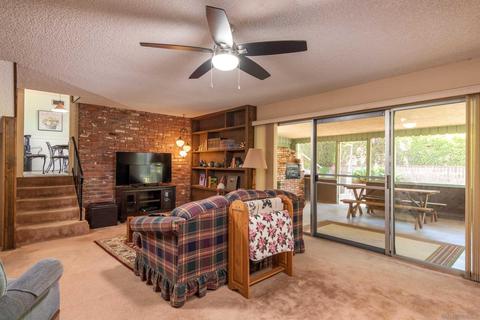 8138 Amelia Dr, El Cajon, CA 92021 photo 19
