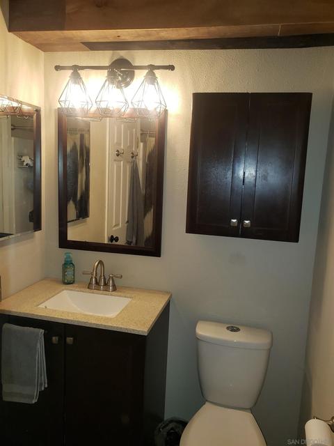 271 Lakeside Ln, Oceanside, CA 92056 photo 17