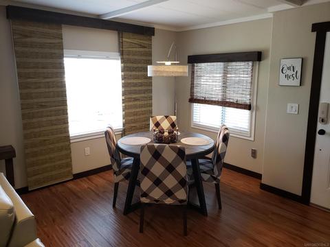 271 Lakeside Ln, Oceanside, CA 92056 photo 9