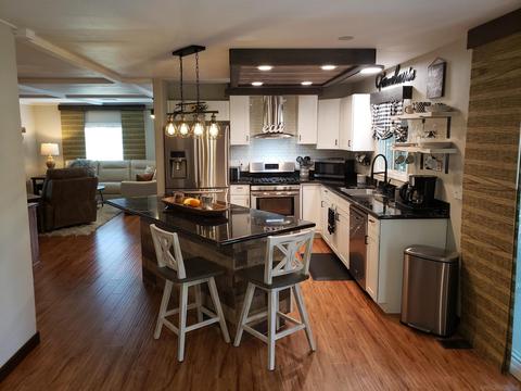 271 Lakeside Ln, Oceanside, CA 92056 photo 3
